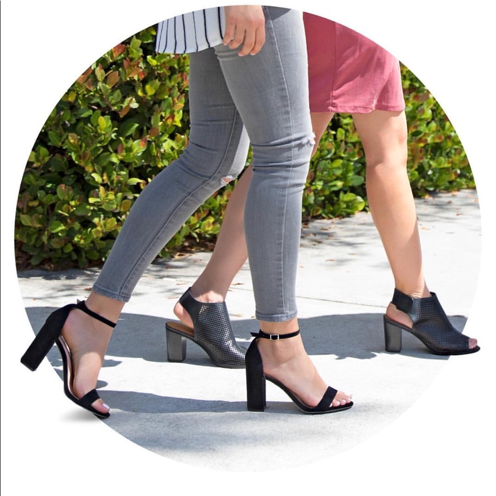 Casual Everyday Ankle Strap Block Heel Sandal - Picture 2 of 4